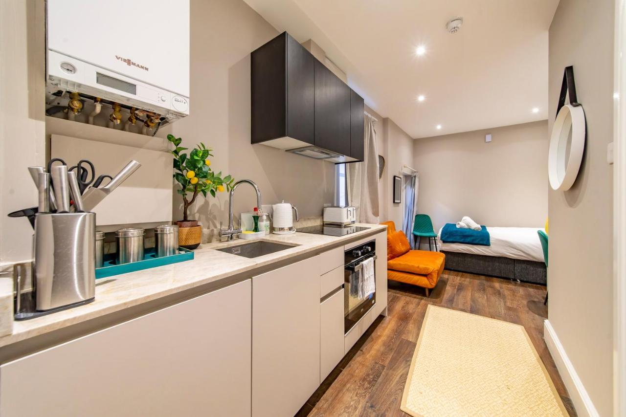 Morden Stuido Flat I Mins Away From Brighton Beach 1Ep Apartment Bagian luar foto